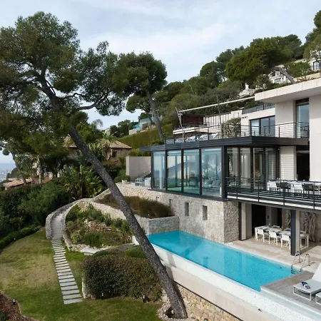 Isla Prima Apartment